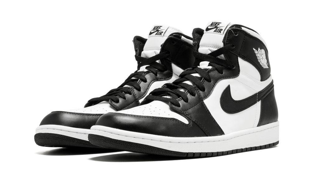 AIR JORDAN 1 RETRO HIGH OG "Black / White" - Elegentina