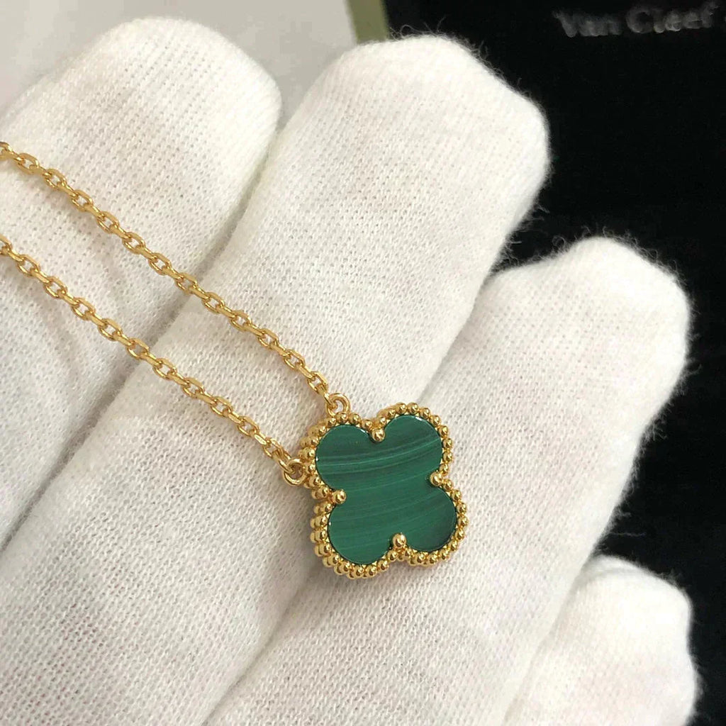 CLOVER 15MM MALACHITE SINGLE FLOWER NECKLACE