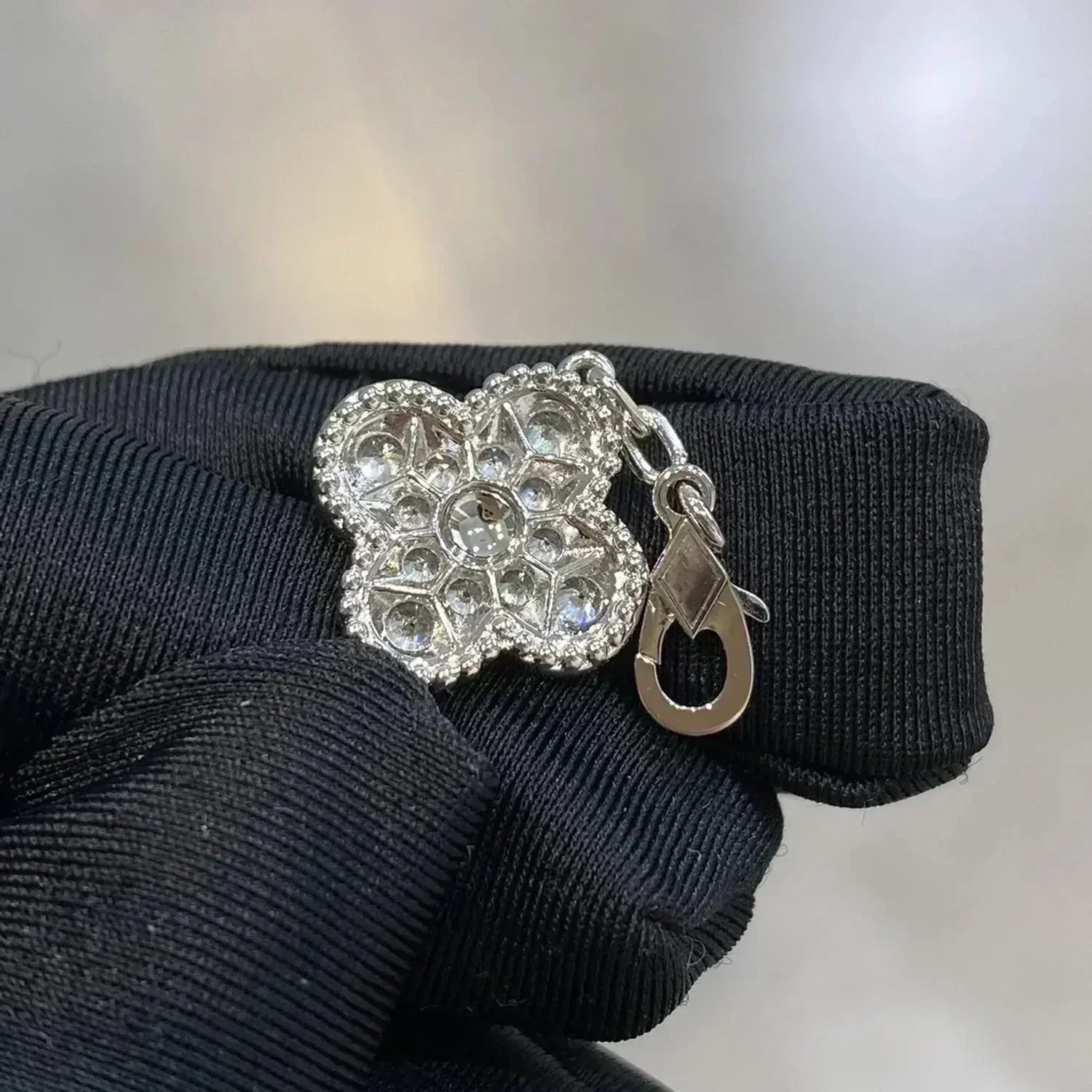 CLOVER 5 MOTIFS DIAMOND BRACELET SILVER