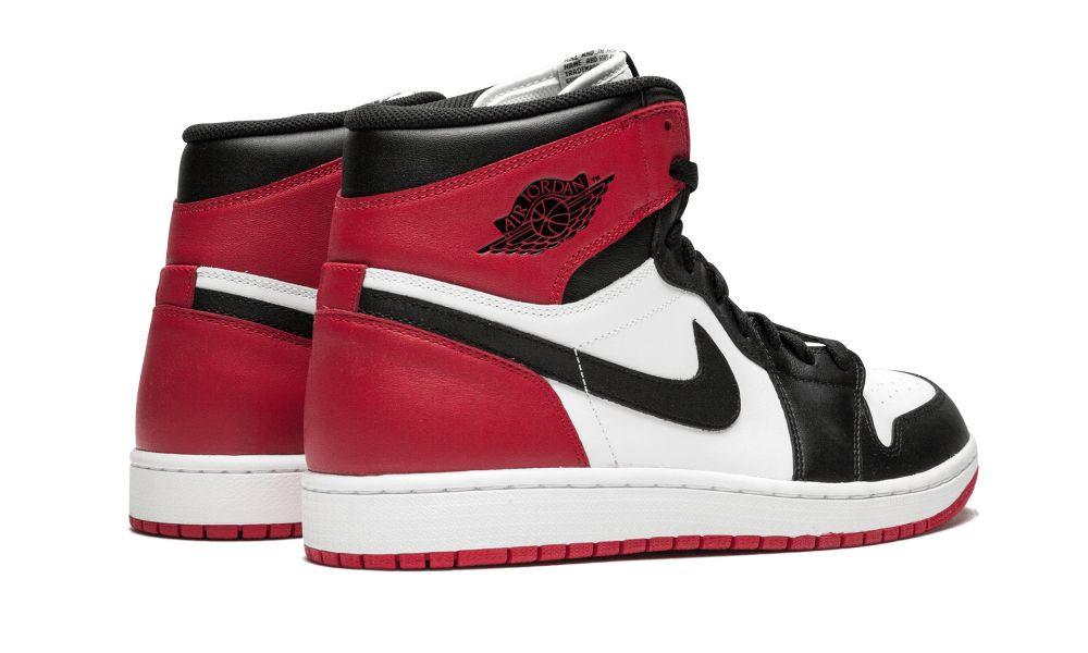 AIR JORDAN 1 RETRO HIGH OG "Black Toe" - Elegentina