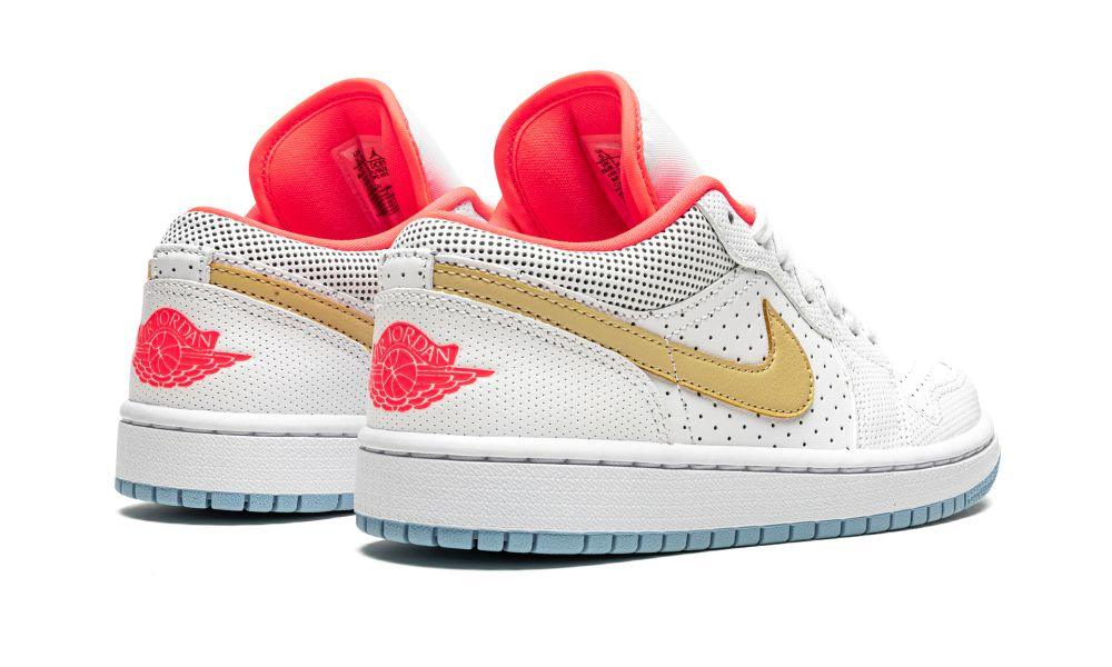 WMNS AIR JORDAN 1 LOW SE "White / Sesame / Flash Crimson" - Elegentina