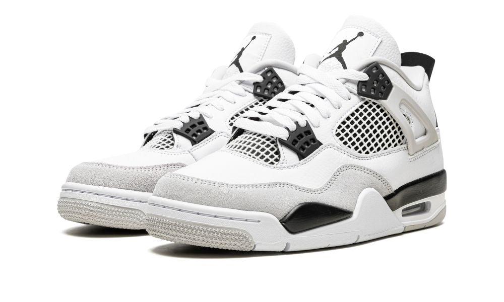 AIR JORDAN 4 RETRO "Military Black" - Elegentina