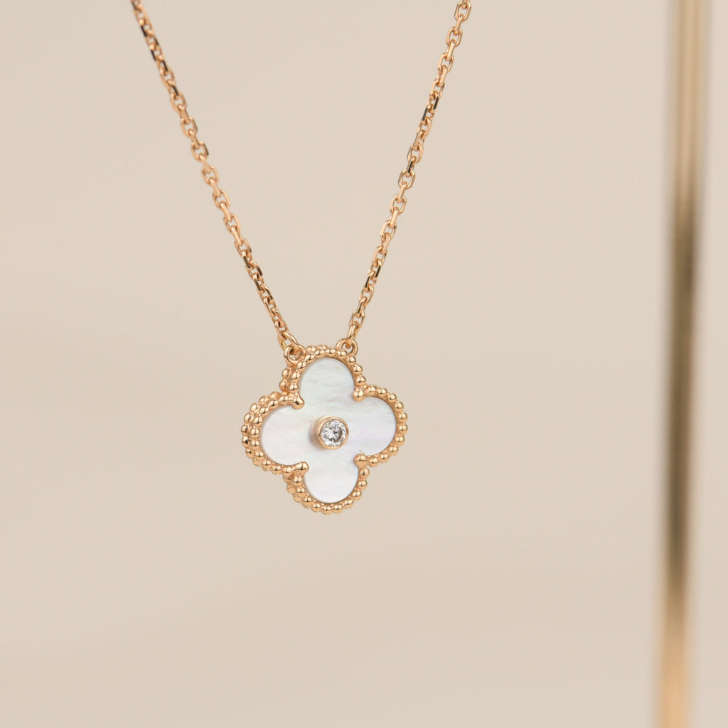 CLOVER 15MM DIAMOND WHITE FRITILLARIA NECKLACE