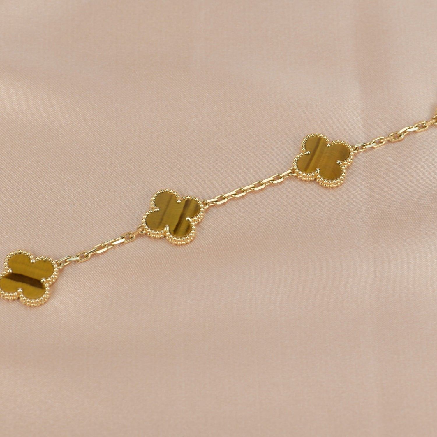 CLOVER 5 MOTIFS TIGER EYE BRACELET