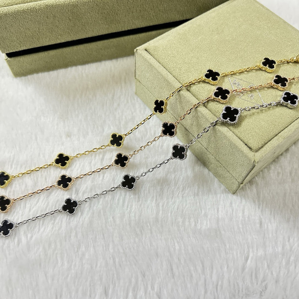 CLOVER 6 MOTIF ONYXS BRACELET