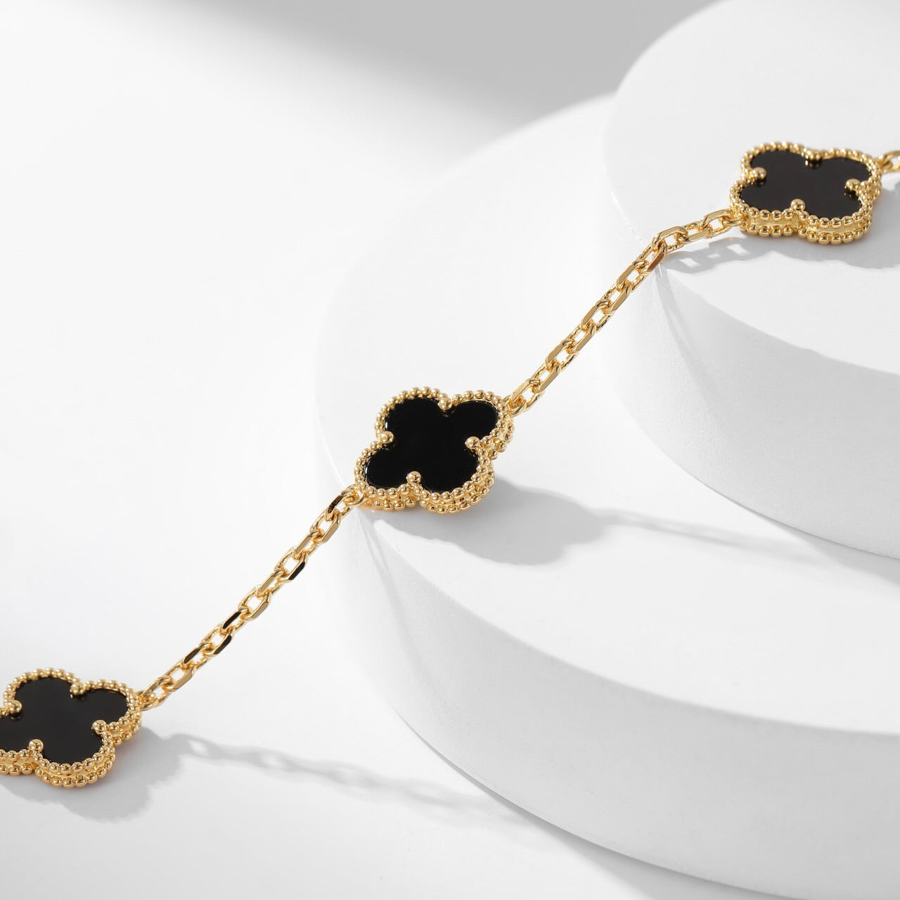 CLOVERS THE 10-MOTIFS ONYX NECKLACE