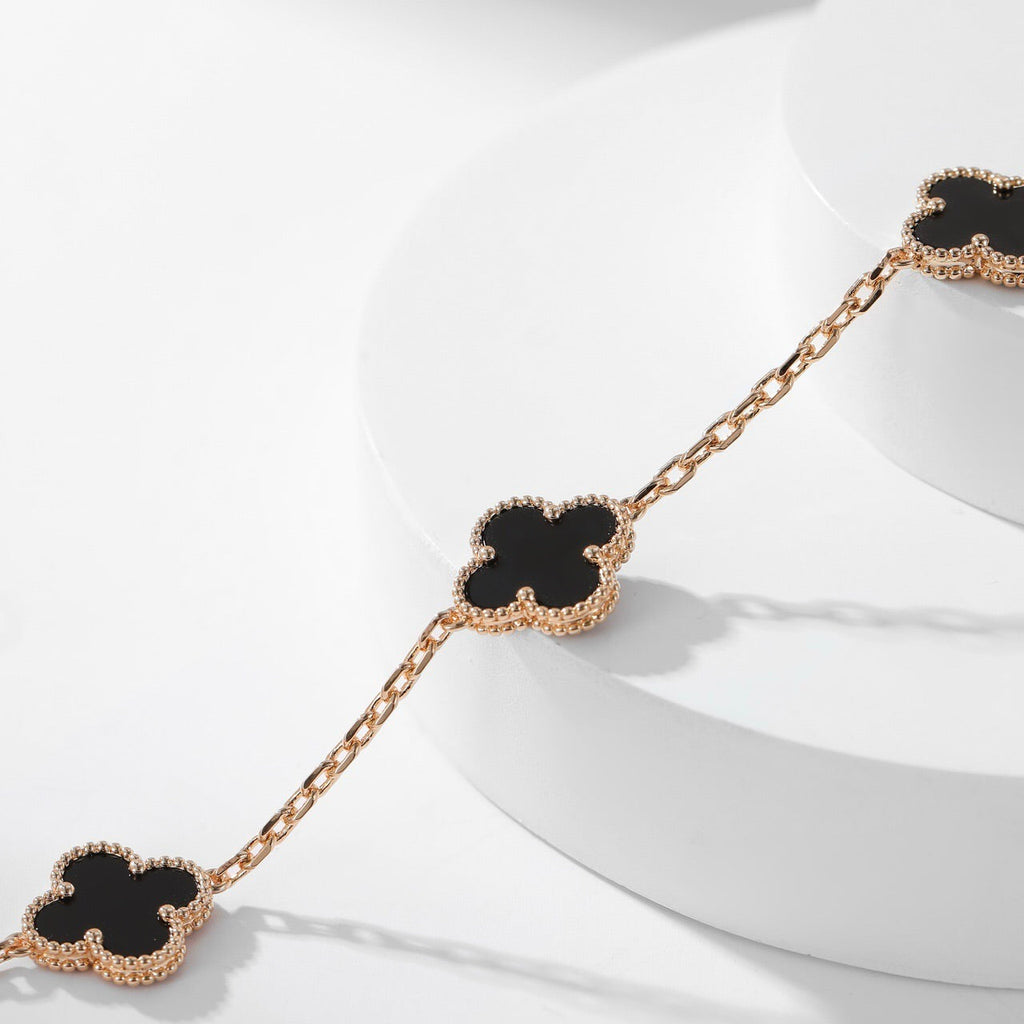 CLOVERS THE 10-MOTIFS ONYX NECKLACE