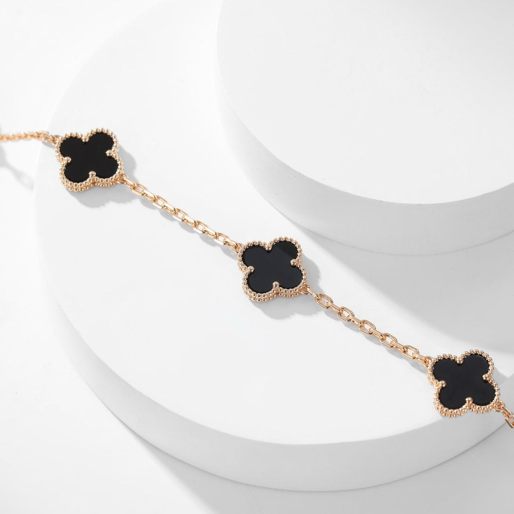 CLOVERS THE 10-MOTIFS ONYX NECKLACE