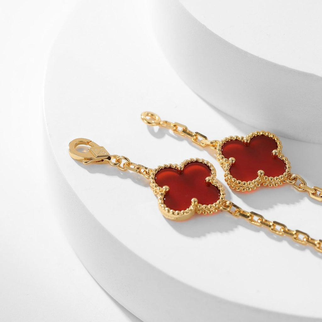 CLOVERS THE 10-MOTIFS CARNELIAN NECKLACE