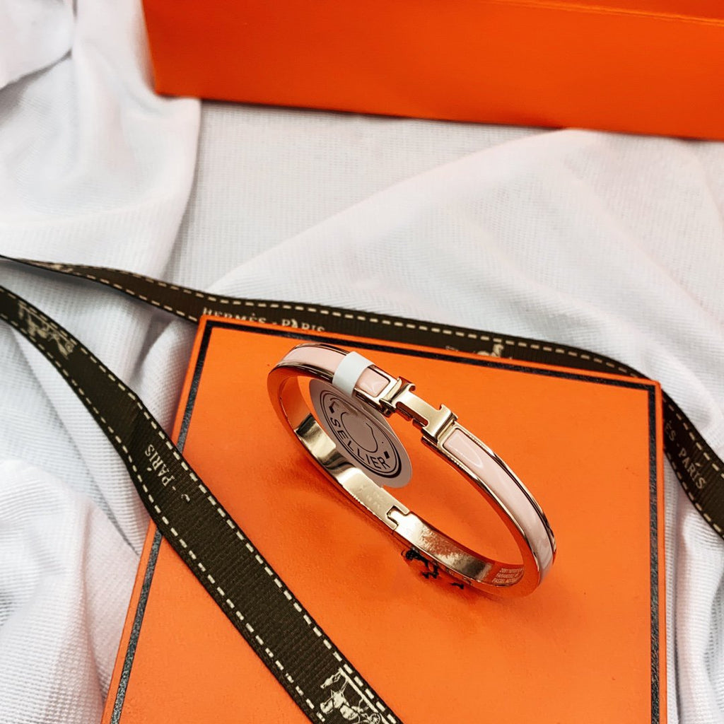 CLASSIC HM CLIC PINK 8MM ENAMEL BRACELET