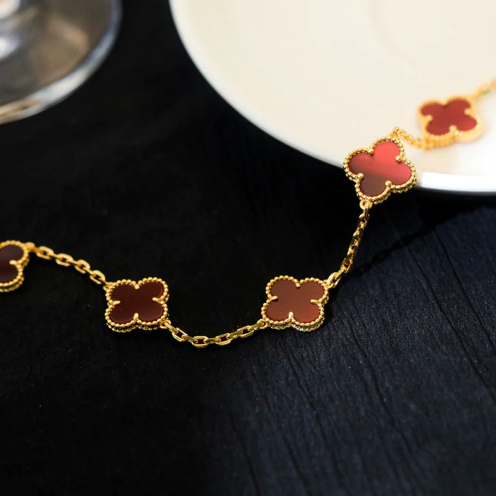 CLOVER 5 MOTIFS RED AGATE BRACELET