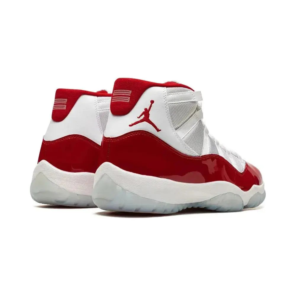 Air Jordan 11 "Cherry 2022"