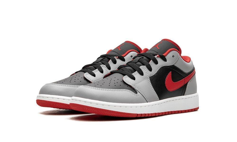 Air Jordan 1 'Black/Fire Red' - Elegentina