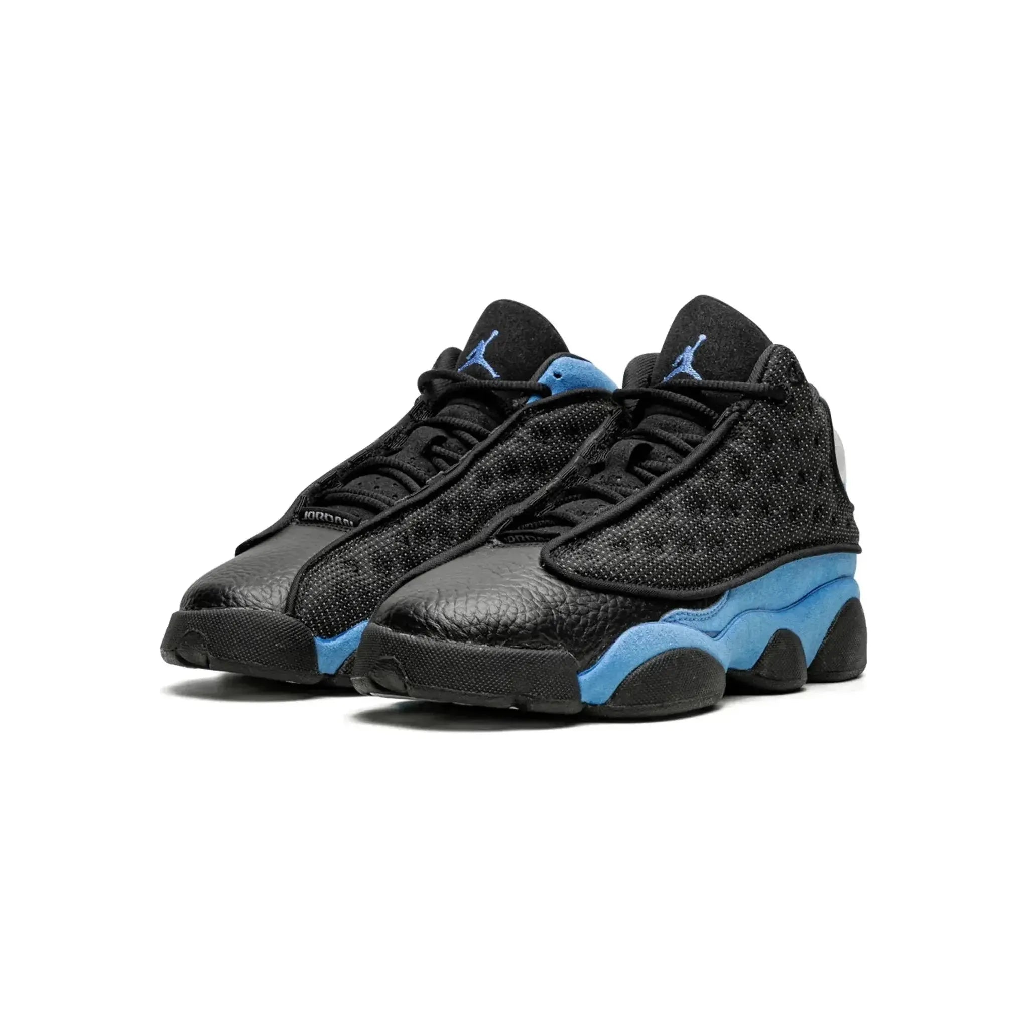 Air Jordan 13 "University Blue"