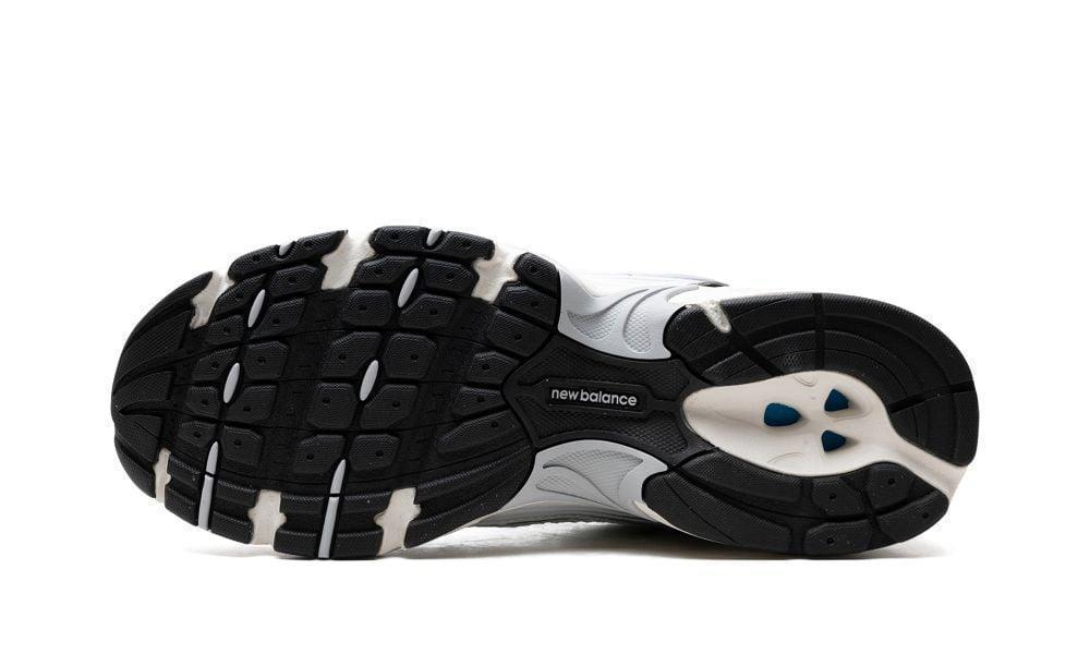 New Balance 530 "White Silver Black"