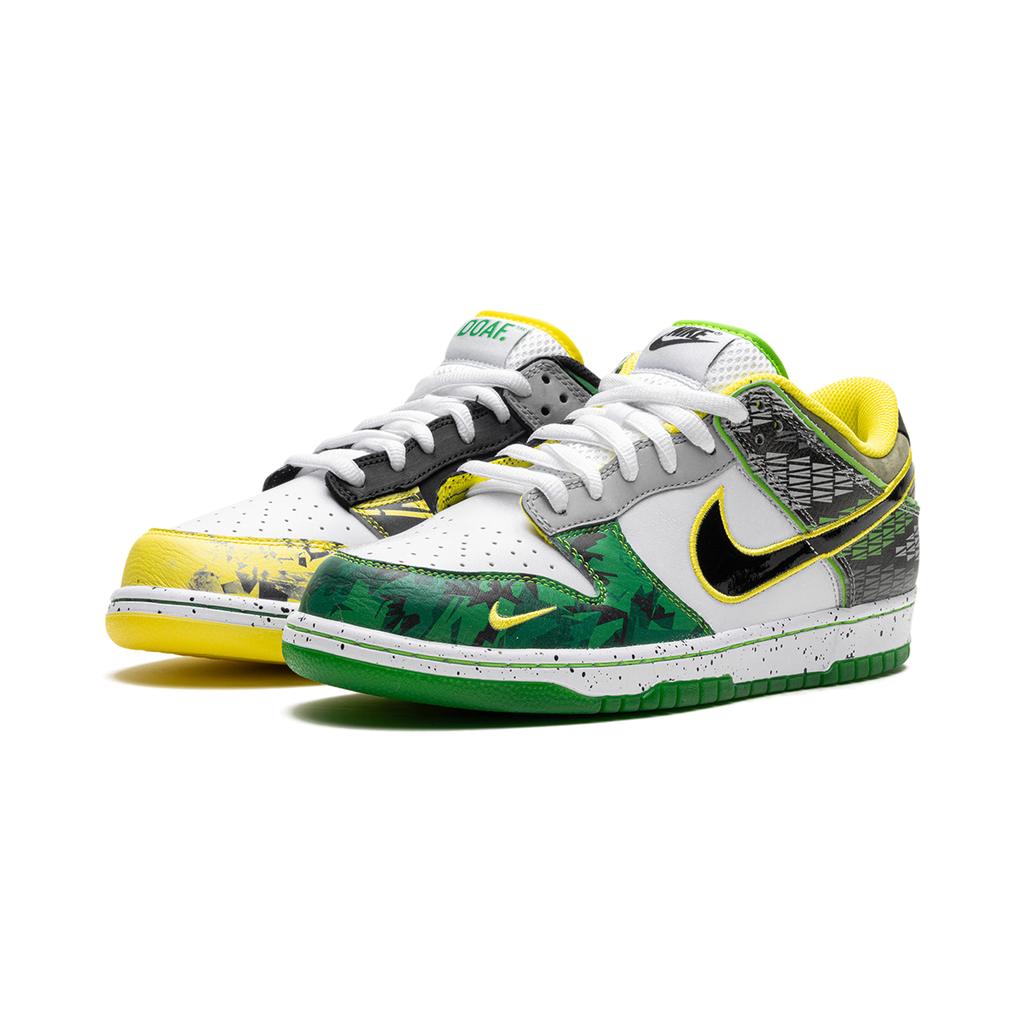 Dunk Low "What the Duck Away University of Oregon PE" - Elegentina