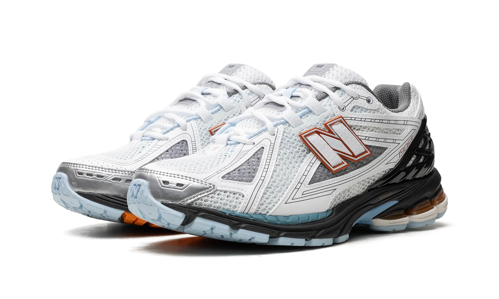 New Balance 1906R "White Black Copper"