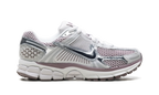 Zoom Vomero 5 WMNS "Platinum Violet"