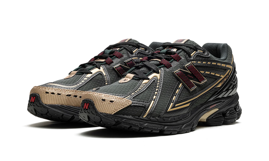 New Balance 1906R "Kith- Black"