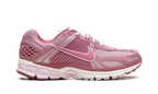Zoom Vomero 5 WMNS
"Elemental Pink"