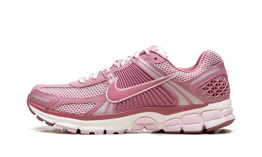 Zoom Vomero 5 WMNS
"Elemental Pink"
